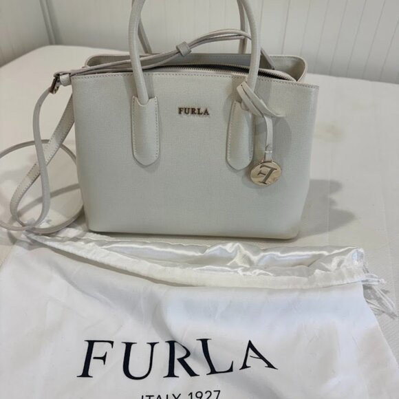 Furla Handbag - BRAND NEW - Picture 1 of 5